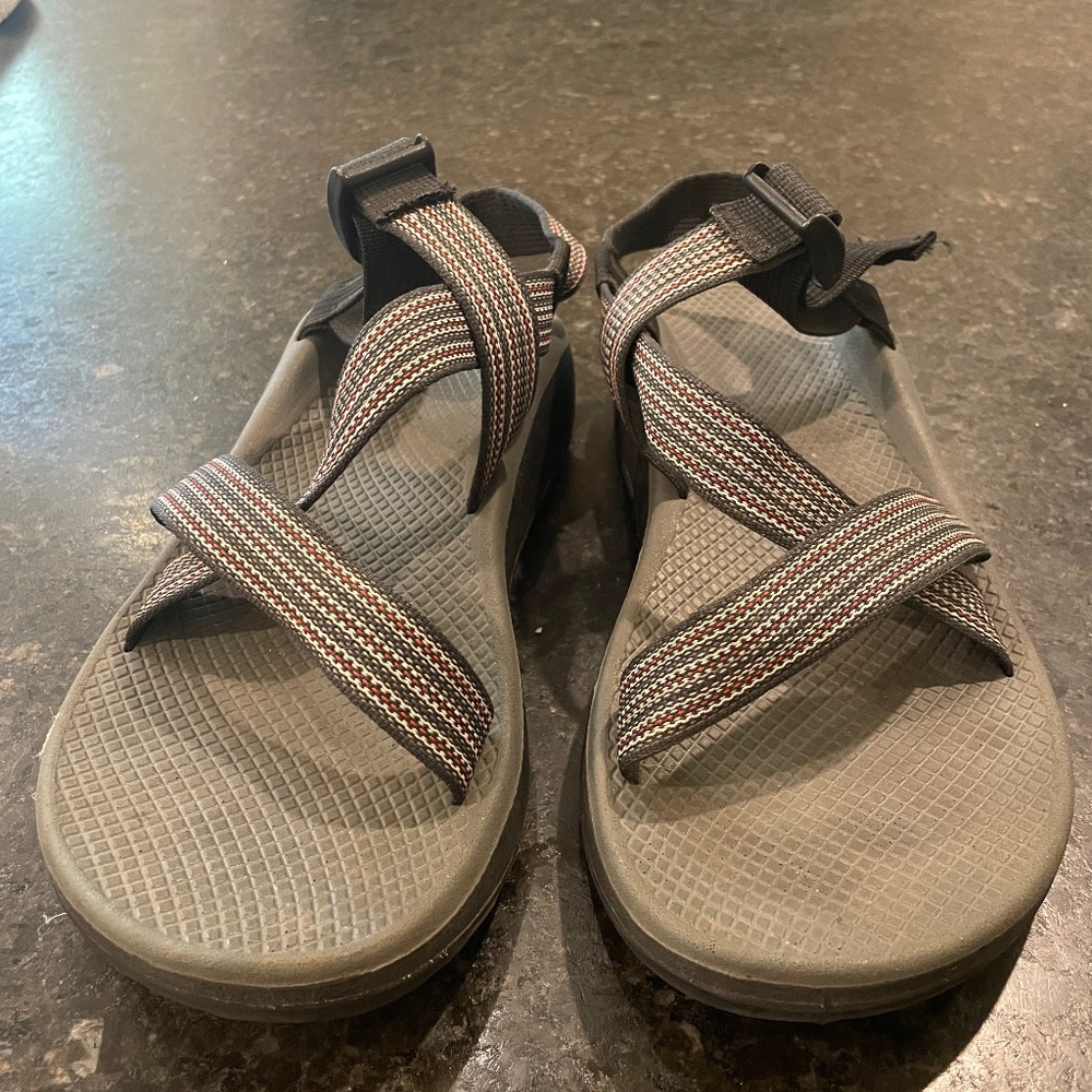 CHACO Sandel mens size 10